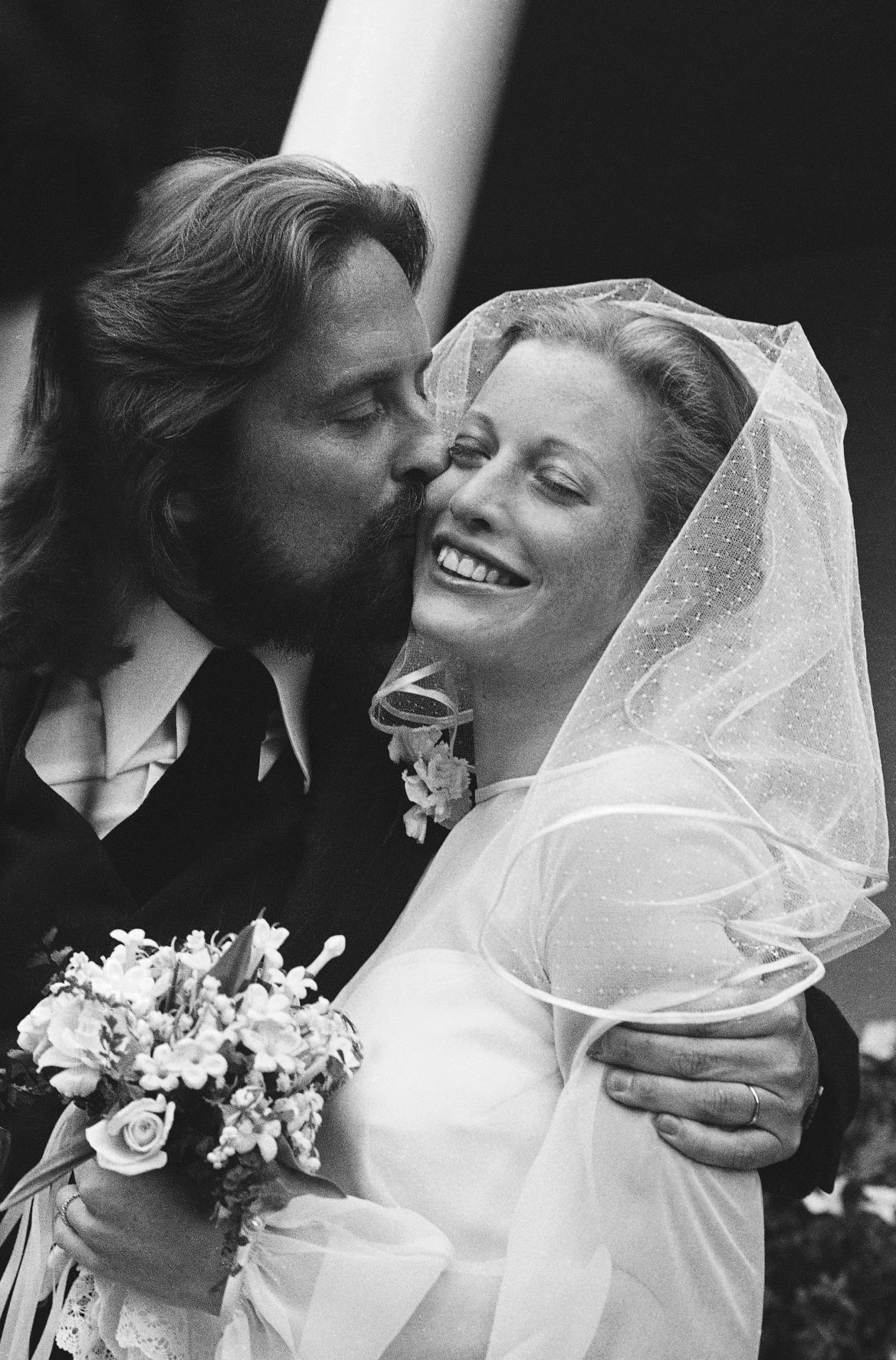 1977: Michael Douglas and Diandra Lucker